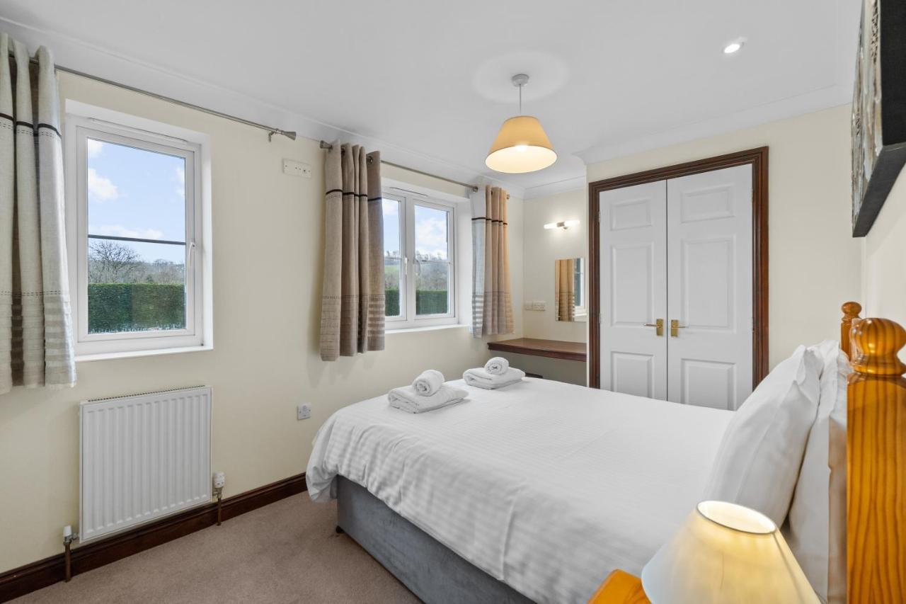 Crylla Valley Cottages - Access To Pool, Gym, Spa And More サルタッシュ エクステリア 写真