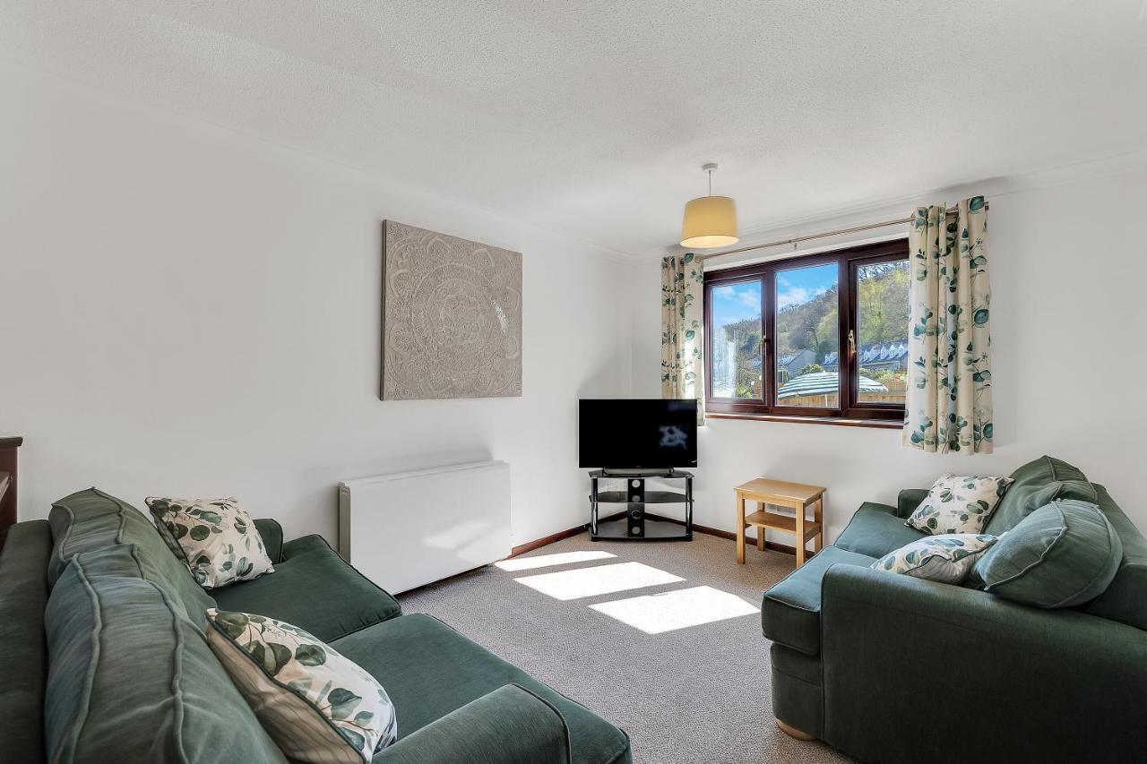 Crylla Valley Cottages - Access To Pool, Gym, Spa And More サルタッシュ エクステリア 写真