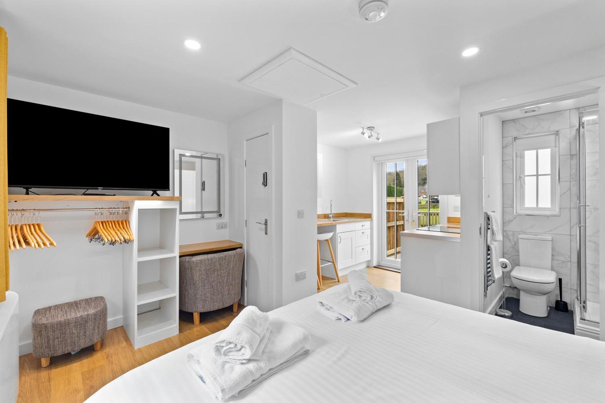 Crylla Valley Cottages - Access To Pool, Gym, Spa And More サルタッシュ エクステリア 写真
