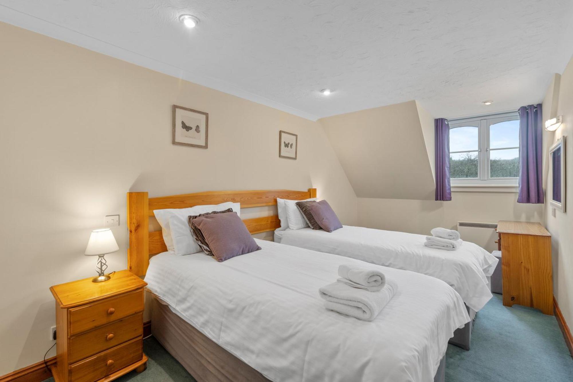 Crylla Valley Cottages - Access To Pool, Gym, Spa And More サルタッシュ 部屋 写真
